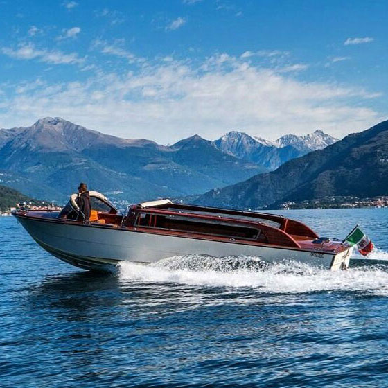 como boat tours